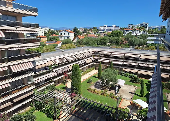 The Originals Boutique, Hotel Les Strelitzias